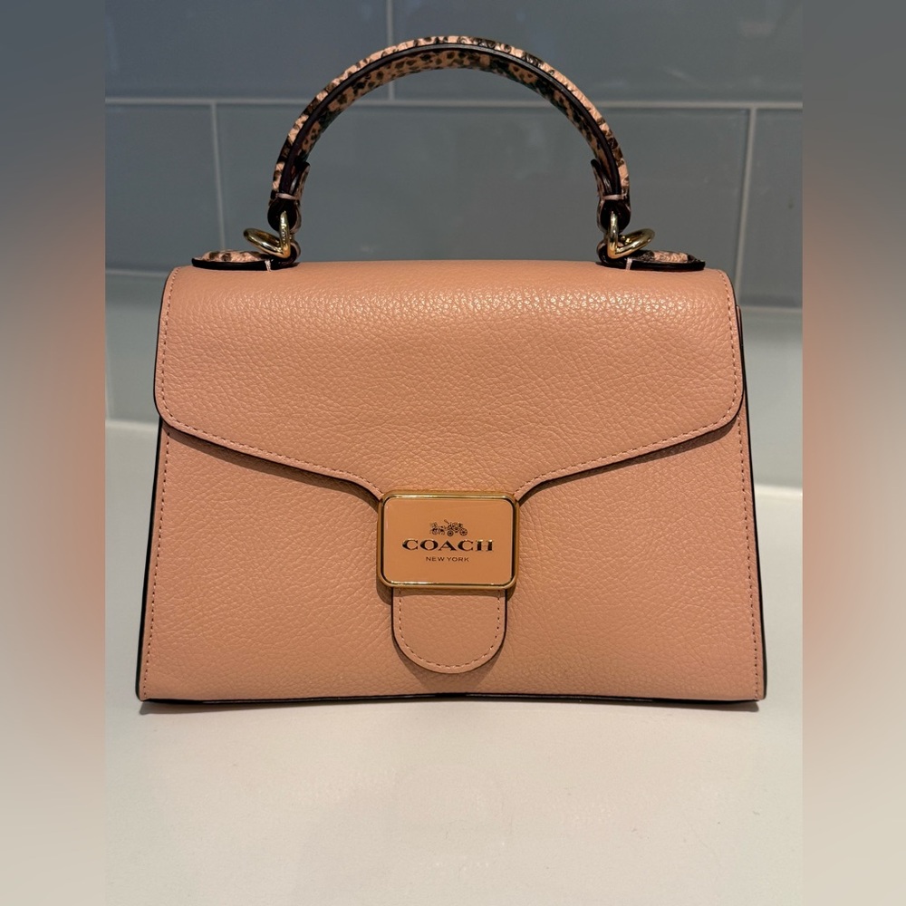Coach Pepper Satchel • (Shell Pink) • (Handbag or Crossbody Bag) • (Like New)